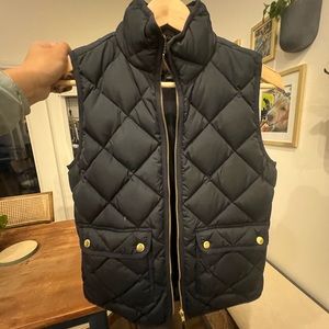 Navy J.Crew quilted vest size XXS